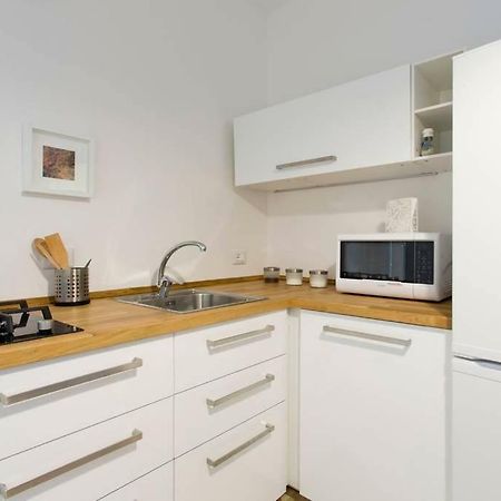Bb4U Apartments Палермо Экстерьер фото